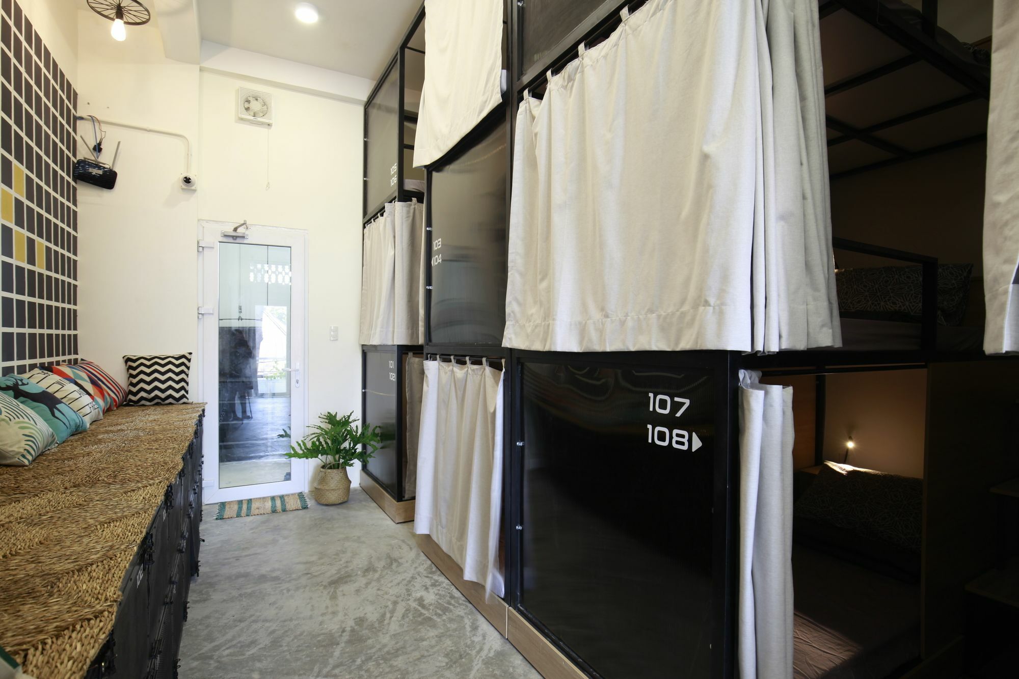 199X Hostel Backpackers Saigon 호치민 외부 사진