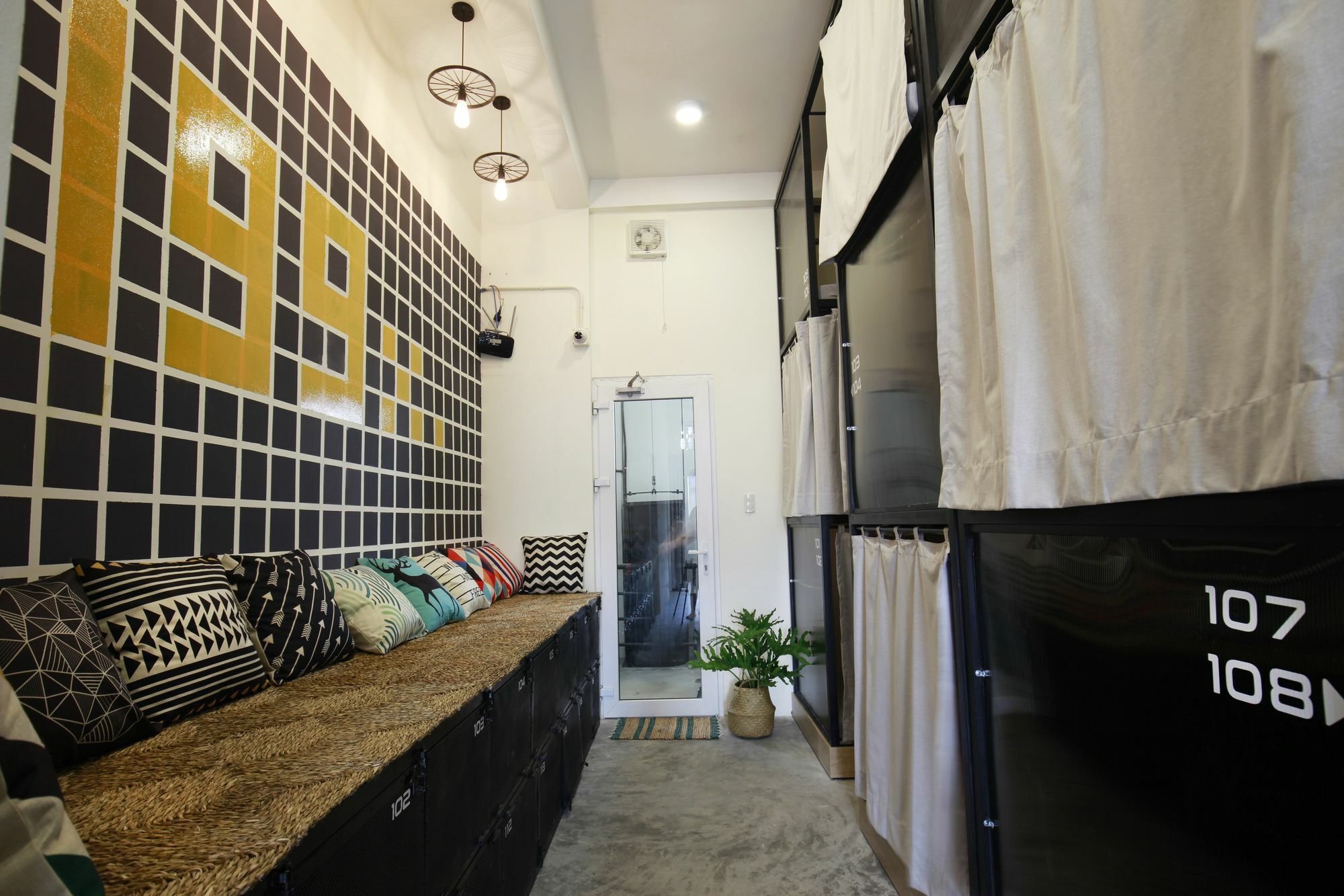 199X Hostel Backpackers Saigon 호치민 외부 사진